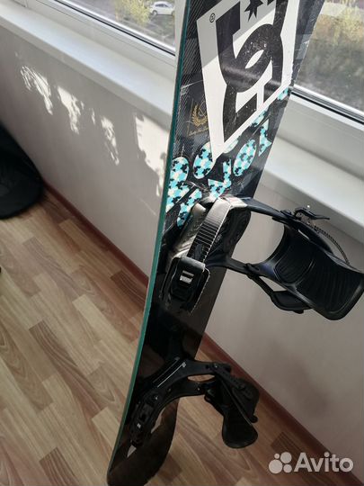 Сноуборд rossignol с креплениями salomon sp2