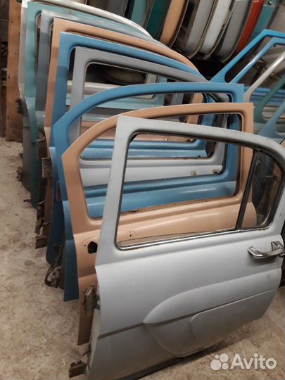 Двери газ 21