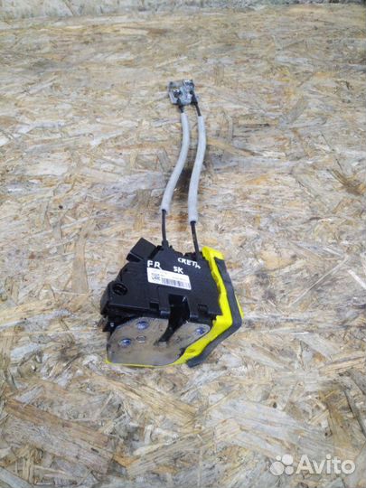 Замок двери передний правый Hyundai Creta GS G4FG