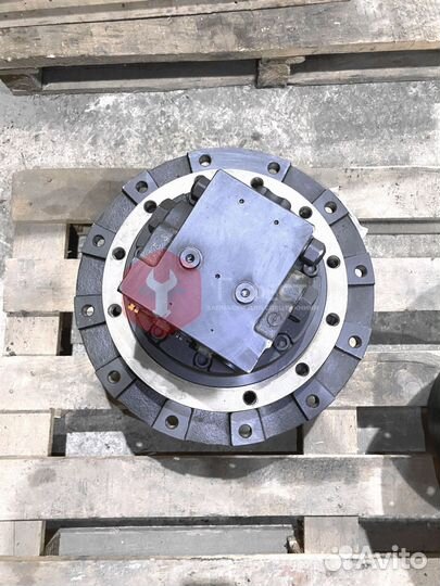 Бортовой редуктор Hitachi ZX80SB-hcme 9224123