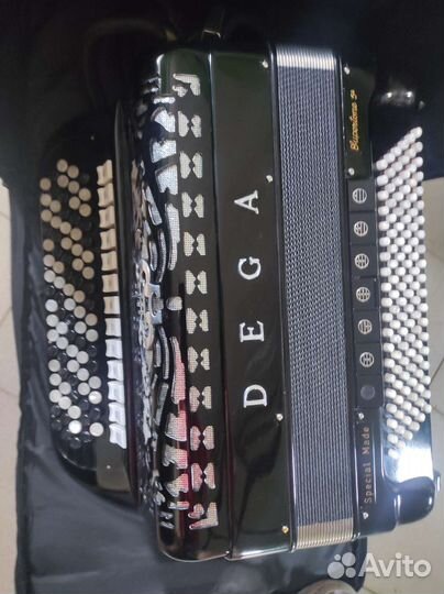 Итальянский пятиголосный баян Дэга-Супертон 5