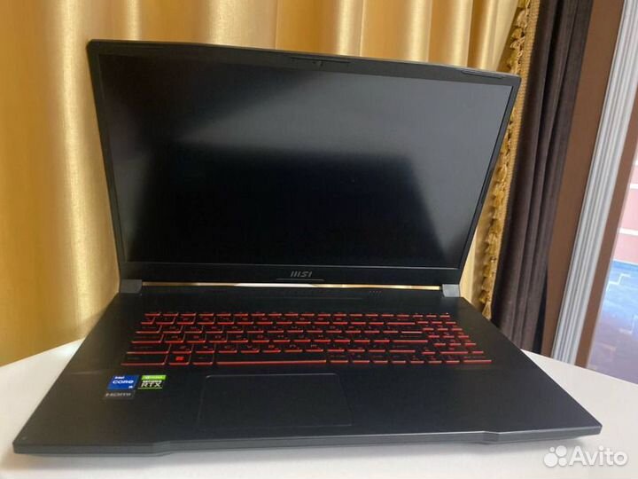 Ноутбук MSI Katana GF76 12UC-265XRU