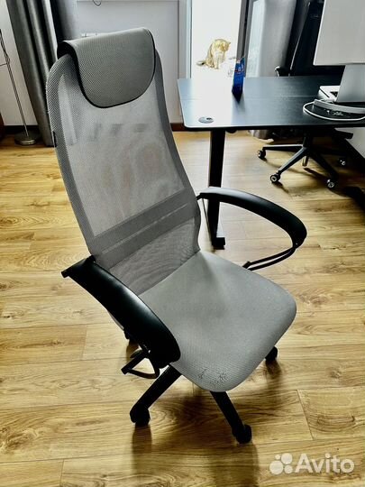 Компьютерное кресло