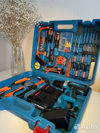 Набор инструментов с шуруповертом makita 100 пр