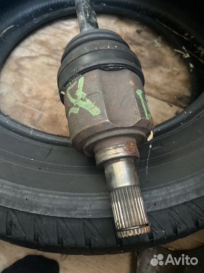 Привод левый ппредний Кия спортаж 3