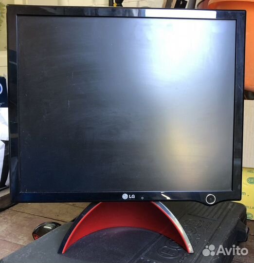 Монитор LG