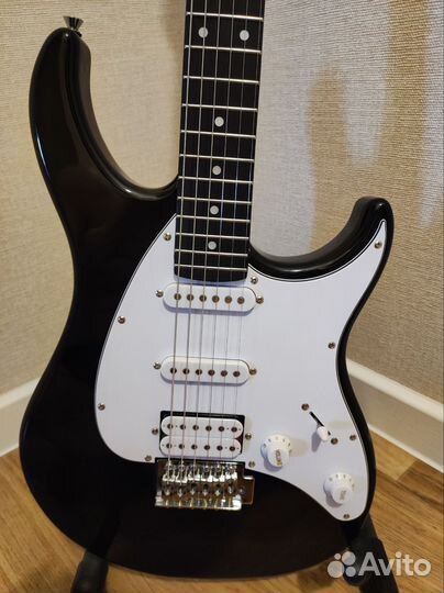 Электро гитара Peavey Raptor plus