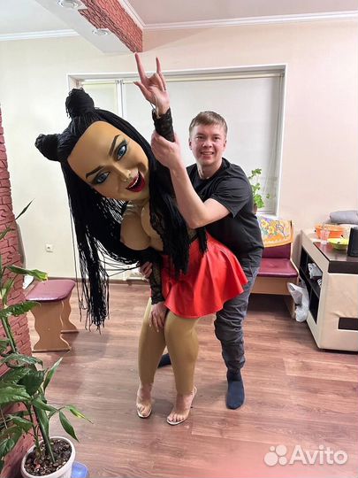 Ростовая кукла стриптизерша