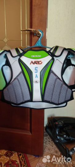 Хоккейный нагрудник SR