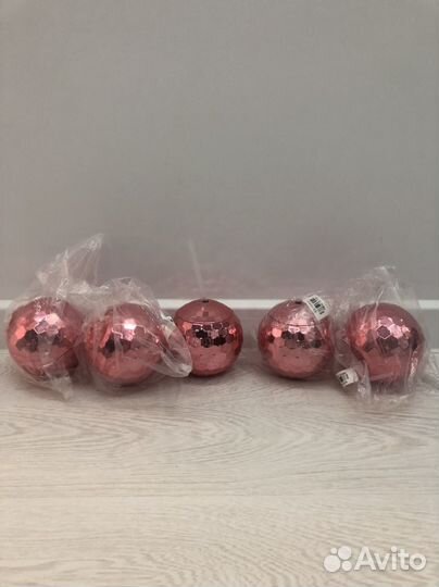 Бокал для напитка с соломинкой