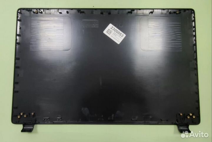 Крышка матрицы + петли E5-521 E5-571