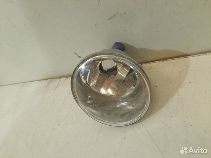 Фара противотуманная передняя правая Toyota Rav4