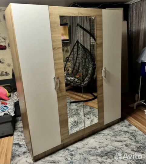 Шкаф распашной новый