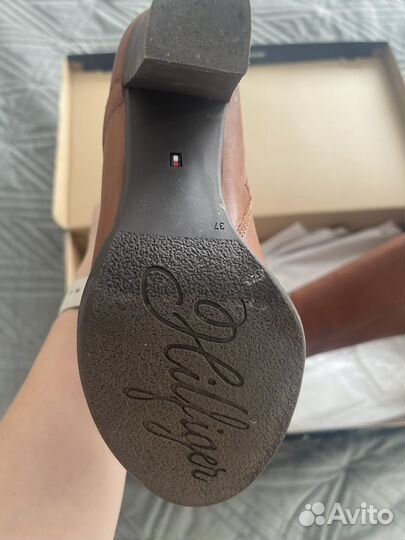 Сапоги Tommy Hilfinger 37