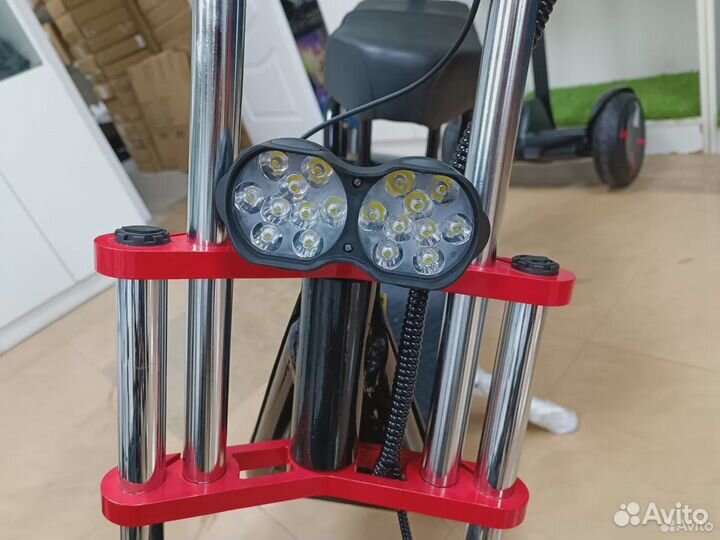 Электросамокат Kugoo C2