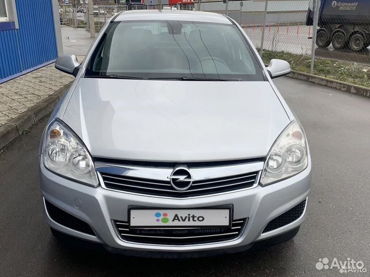 Opel Astra 1.6 МТ, 2012, 155 000 км