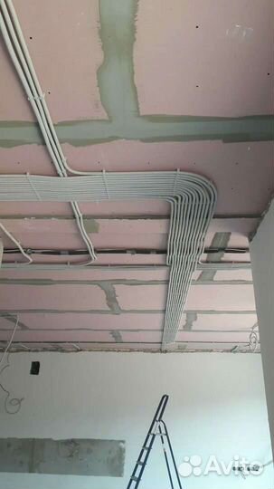 Услуги электрика монтаж проводки розеток