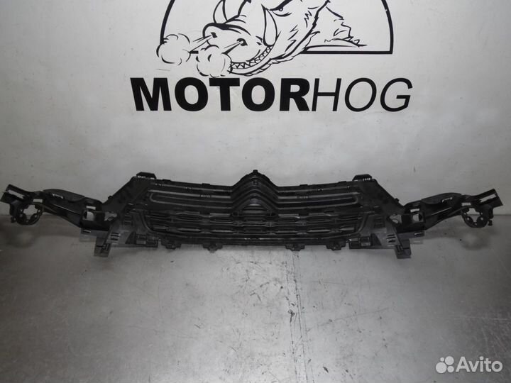 Решетка радиатора Ситроен дс4