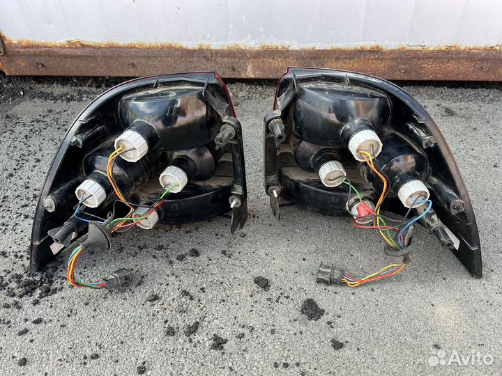 Фонари Приора тонированные (стоп сигналы)