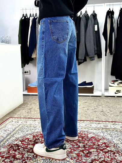 Джинсы широкие