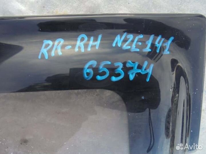 Ветровик задний правый Toyota Corolla Fielder