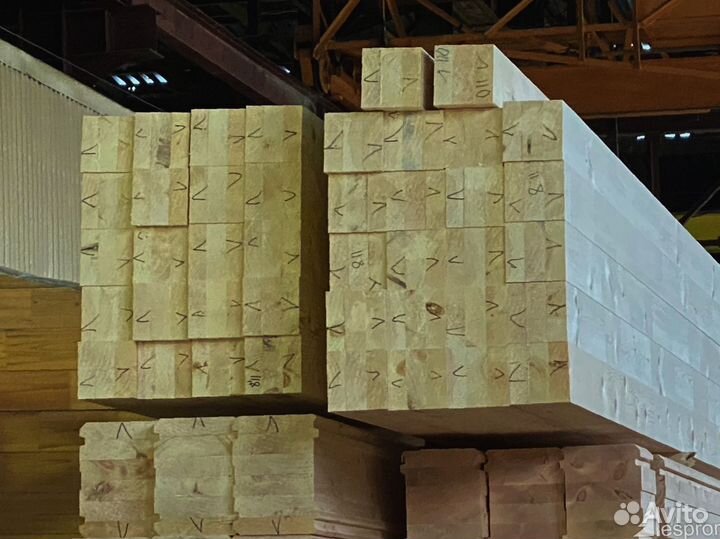 Брус из сосны для загородного строительства