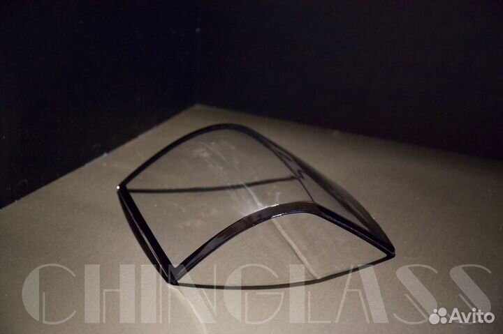 Стекло фонаря заднего Range Rover Vogue L322