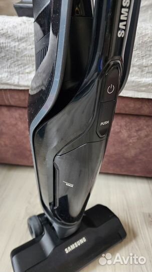 Вертикальный беспроводной пылесос samsung