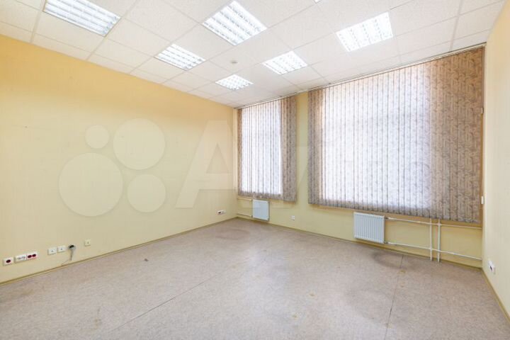 Аренда склада 28 кв.метров, 4 этаж