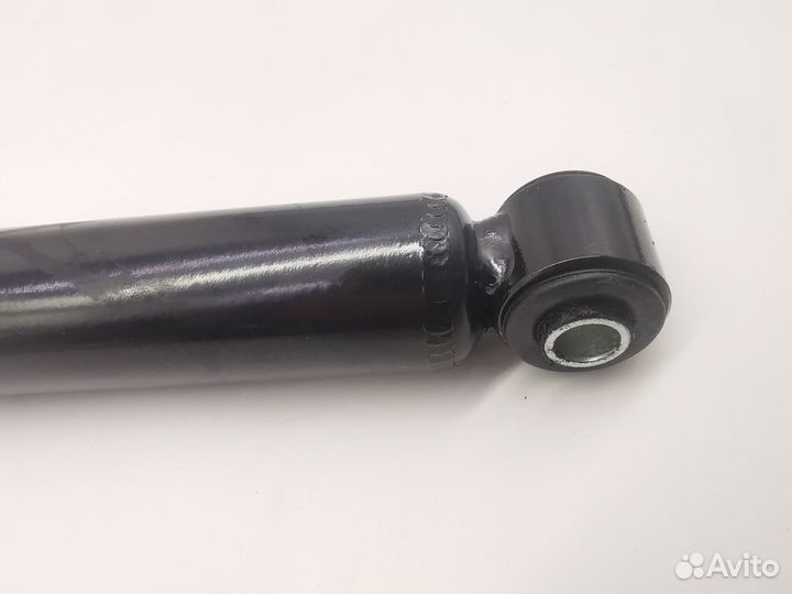 Амортизатор задний на Ford Focus 2