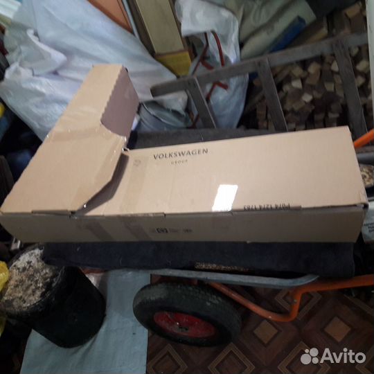 Крыло правое переднее skoda yeti 2009-2013год выпу