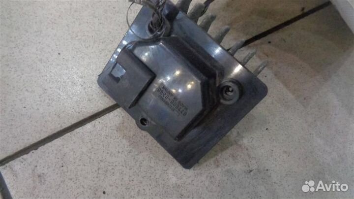 Резистор вентилятора охлаждения Toyota Camry V40