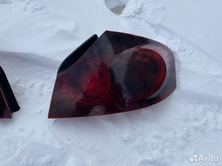 Задние фонари infiniti G35