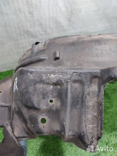 Подкрылок передний правый Mitsubishi Lancer 9 2007