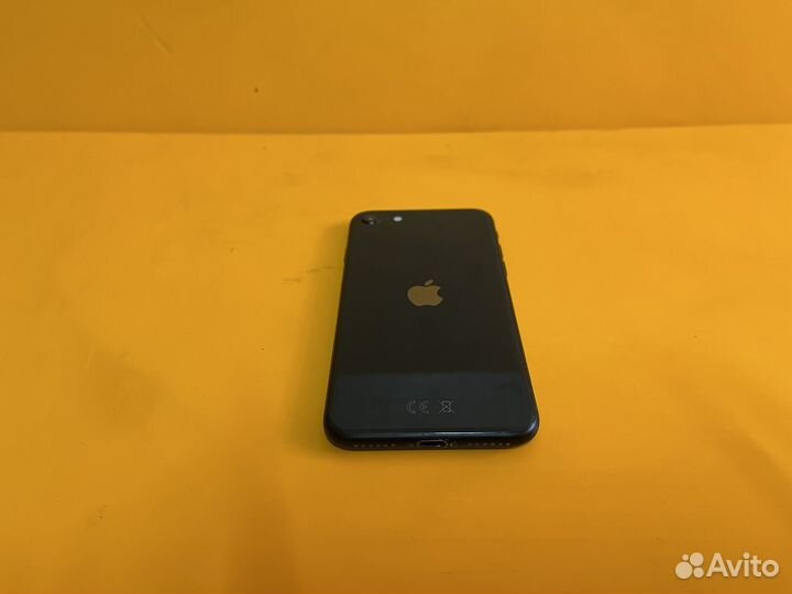 iPhone SE (2020), 64 ГБ