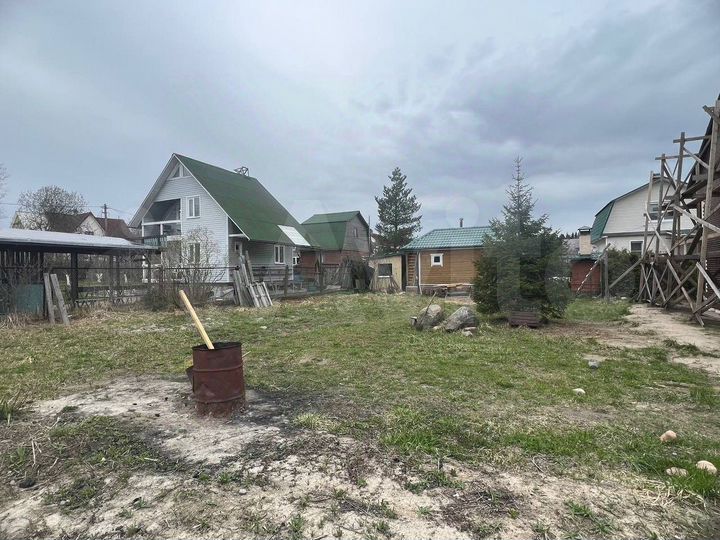 Дом 230 м² на участке 6 сот.