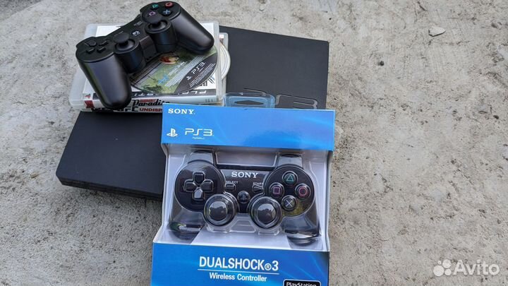 Sony Playstation 3 (прошита, 2 геймпада, 25 игр)