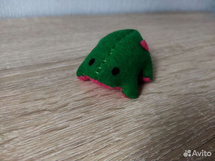 Лягушка из фетра