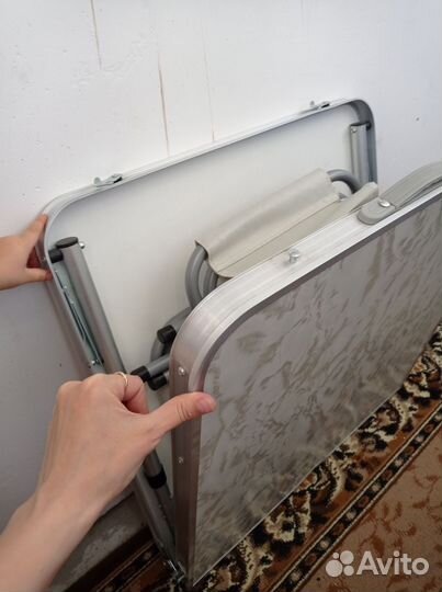 Стол со стульями туристический