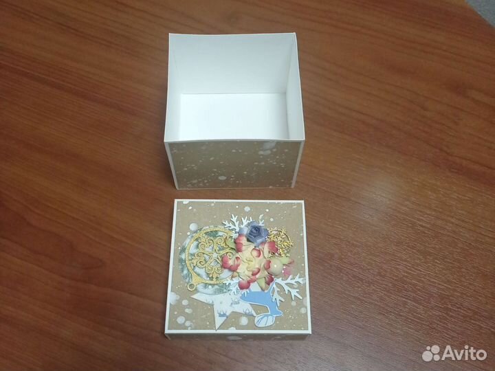 Коробка для подарка