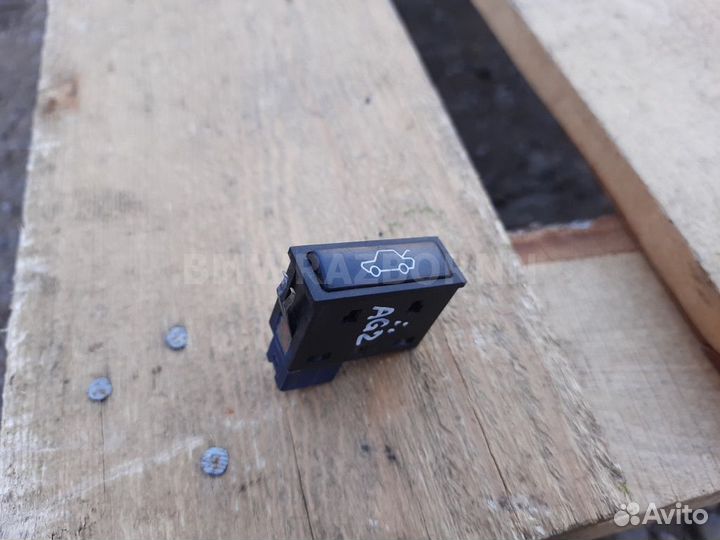 Кнопка открывания багажника BMW Е39