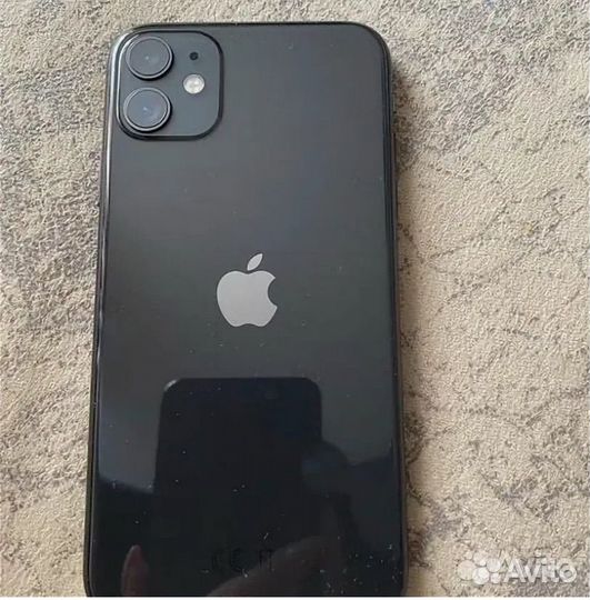 iPhone 11, 64 ГБ