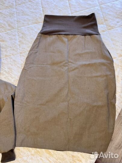 Демисезонный комплект одежды-юбка и куртка