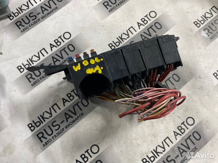 Блок предохранителей Mercedes C W202 OM 611