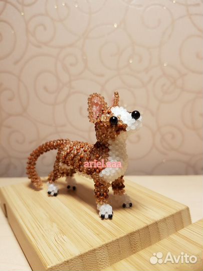 Фигурка из бисера