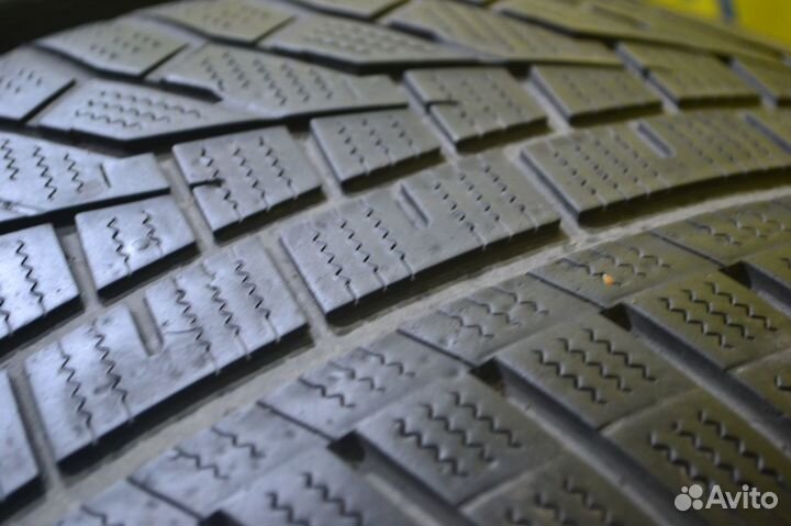 Hankook Winter I'Cept Evo2 W320 255/40 R20