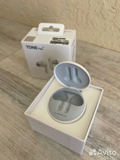 Наушники LG Tone Free FN6