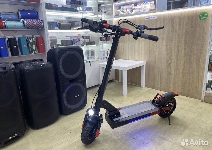 Электросамокат Kugoo M4Pro 18mAh 2023 года (новый)