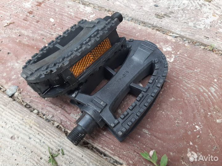 Педали для велосипеда