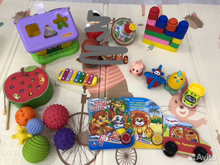 Развивающие игрушки для малышей
